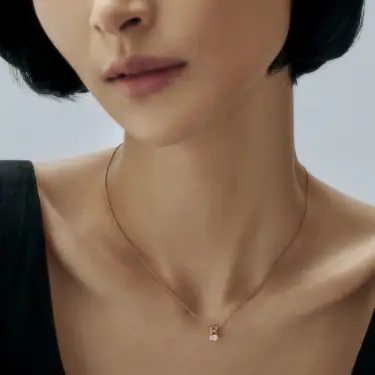 Serene Glint Necklace Image