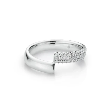 Verve Ring, Large with Diamonds Image