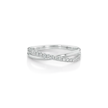 Timeless Ring, Shimmering Cross Image