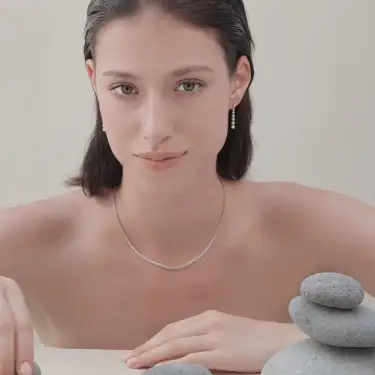 Timeless Necklace, Eternity Thread Image