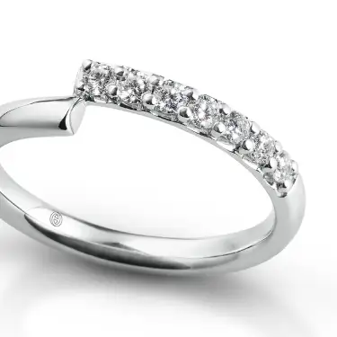 Verve Ring, Small with Diamonds Image